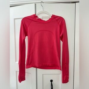 Lululemon pink swiftly tech cropped long sleeve